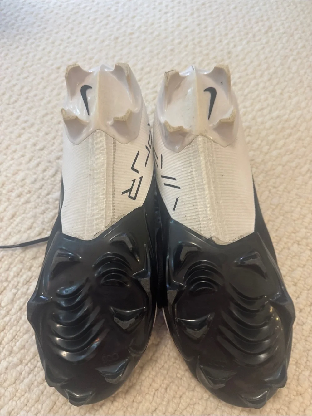 Nike Men's Black and White Football cleats